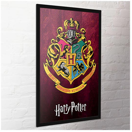 Pyramid  Harry Potter - Hogwarts School Crest - Maxi Poster