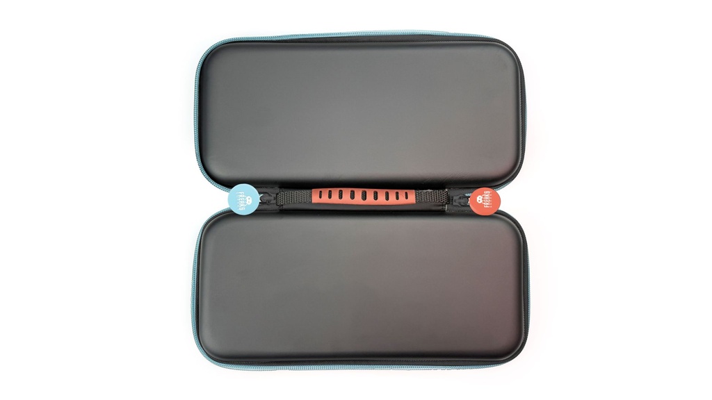 Freaks & Geeks NS2 Carry Case - Blue & Red