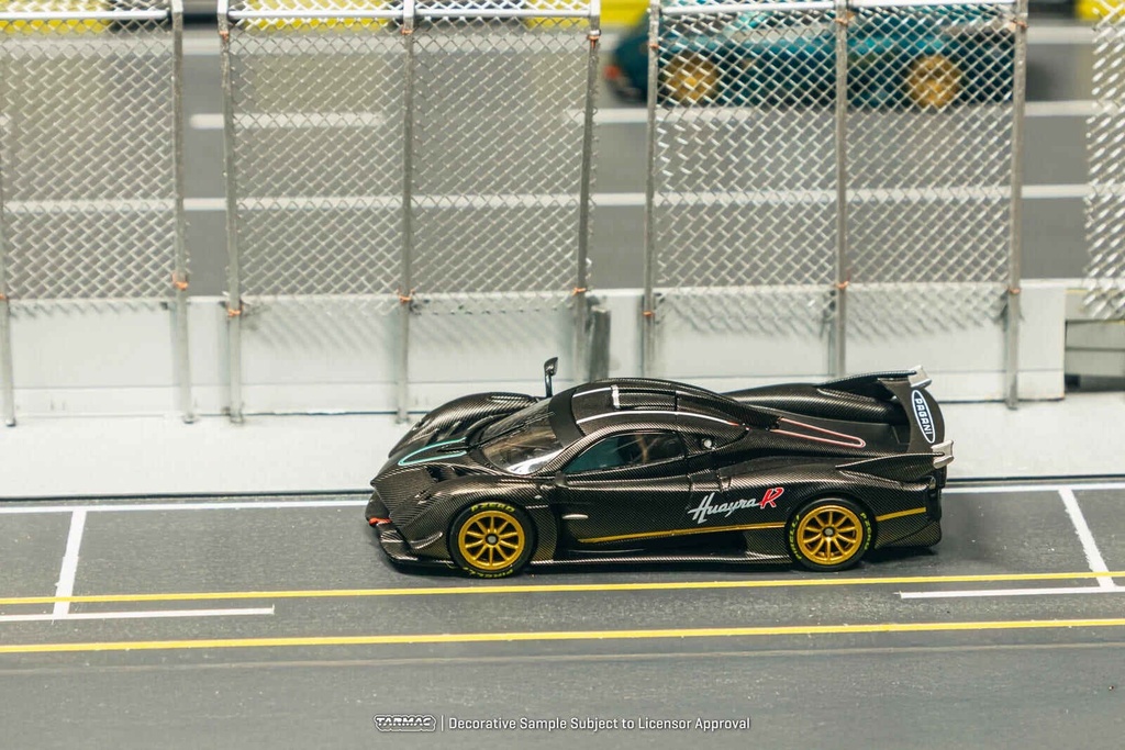Tarmac Works 1/64 Paganl Huayra R (Matt Black Carbon) Diecast Car