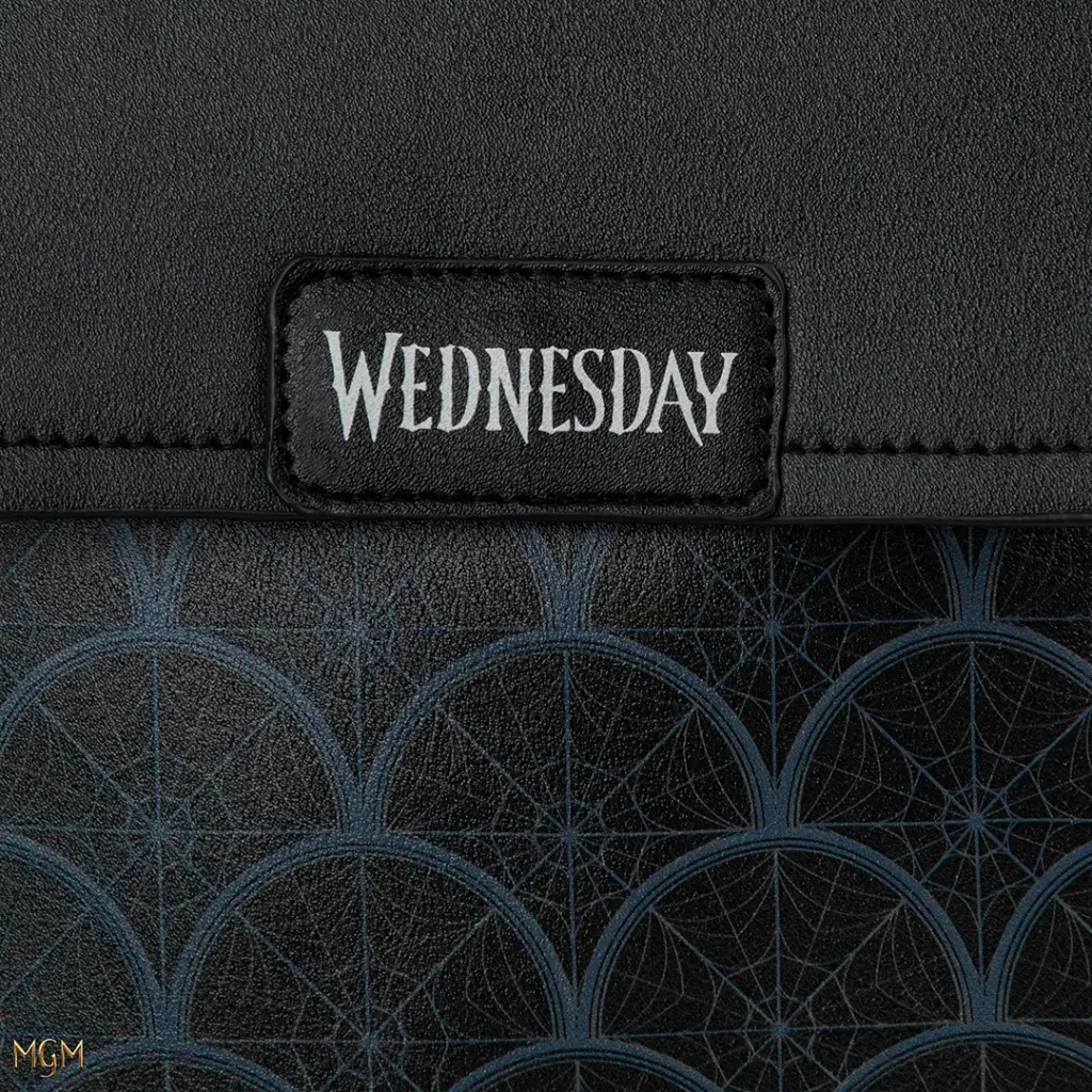 CR2370_VUE5_1080.webp