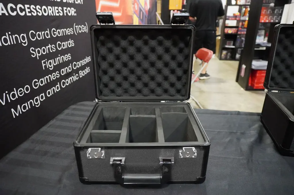 3-row-Slab Case-GRAY-PT08.webp