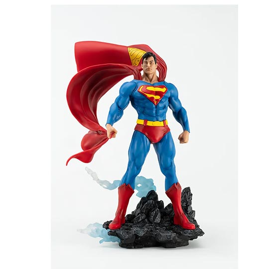 John Byrne Superman 1:8 Scale Pvc Statue - Red & Blue Version